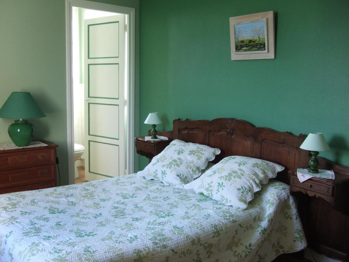 Ferme De La Riviere Bed & Breakfast Petiville  Dış mekan fotoğraf